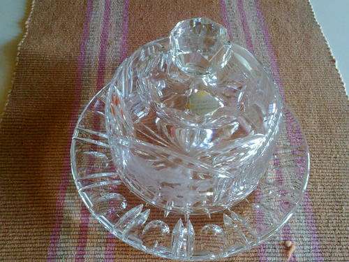 CRYSTAL CHEESE DISH