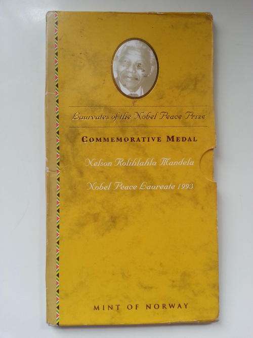 MANDELA COMMEMORATIVE SILVER MEDAL