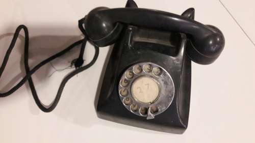 BAKELITE PHONE