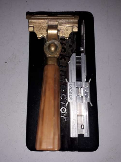 Schick Injector Set in case