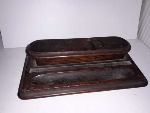 DeskTop Wood and  ceramic inkwell and Pen Display