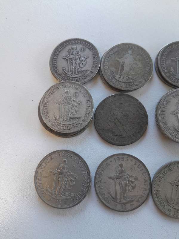 One Shillings x 28 coins