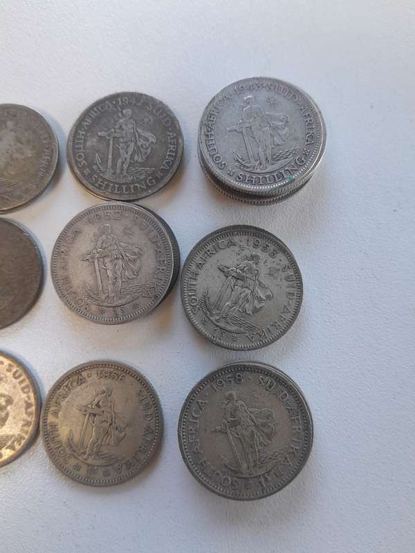 One Shillings x 28 coins