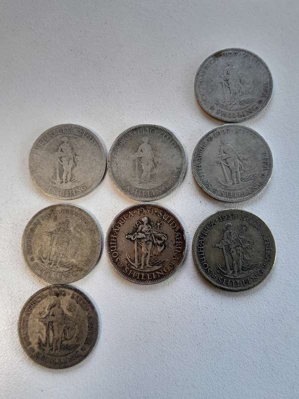 One Shilling x 8 coins