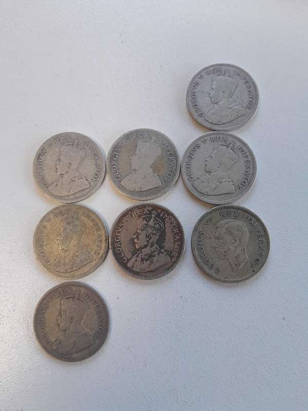 One Shilling x 8 coins