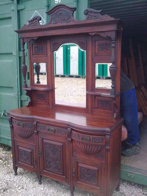 MAHOGANY BUFFET
