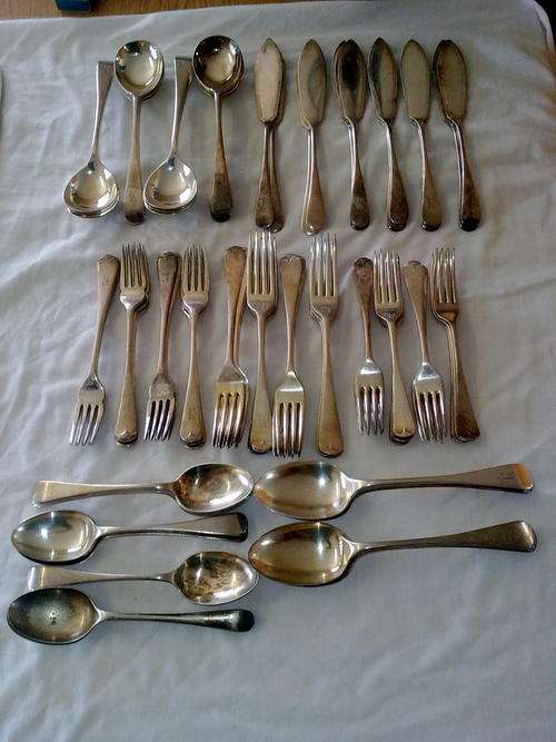 CUTLERY SET X 98 PIECES