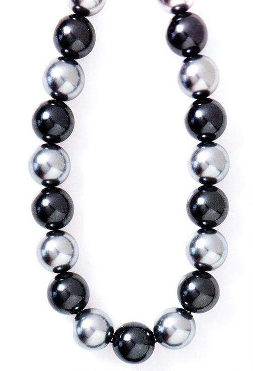 Exquisite 20mm Grey and Hematite Synthetic Pearls