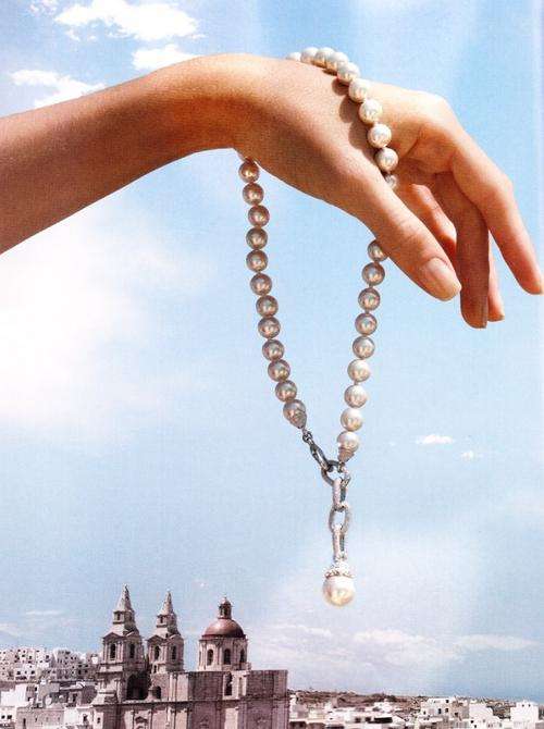Classical Czechoslovakian Crystal with 10mm and 14mm Cream Glass Pearls
