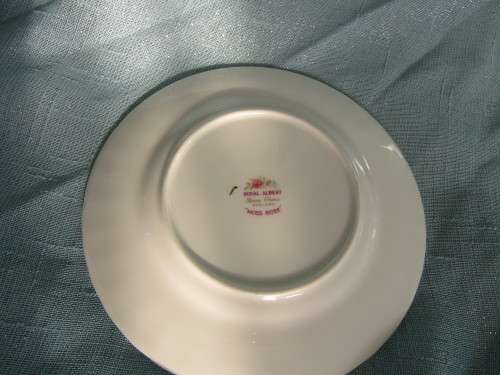 ROYAL ALBERT SPARES -Moss rose Cake plate -