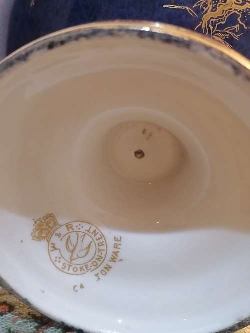 A Rare Wiltshaw and Robinson Carltoware - Gilt Kang Hsi/Milkado Colbalt Jardineer