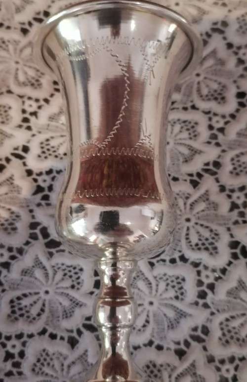 A Lovely traditional Thistle shaped sterling Kiddish Cup