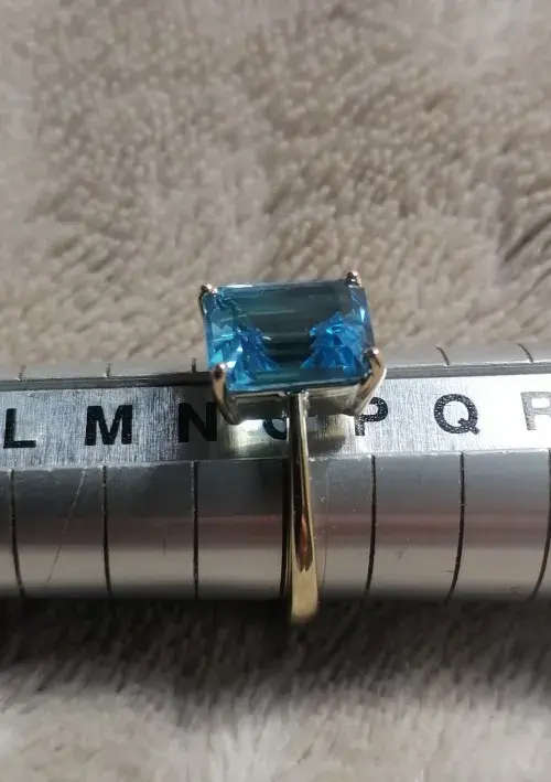 A bespoke Natural Topaz  18k Gold Ring