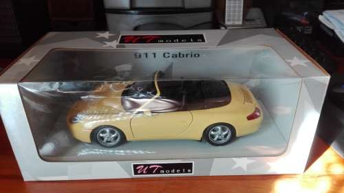 UT model 1:18 Porsche 911 Cabrio