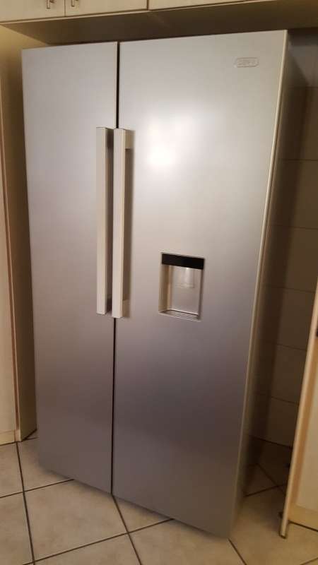 Defy DFF416 fridge/freezer & water tank. Less than 1 year old - 4 years remaining on warranty.