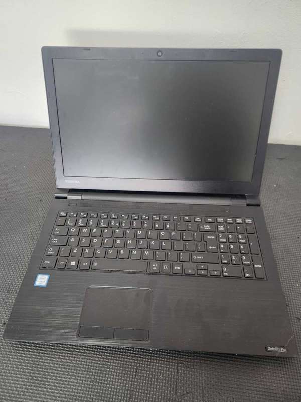 Toshiba Satellite Pro R50