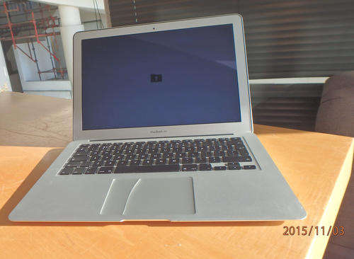 Apple MacBook Air 13" 1.6Ghz i5 4Gb 128GB SSD - READ DESCRIPTION