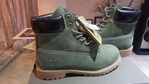 TIMBERLAND BOOTS
