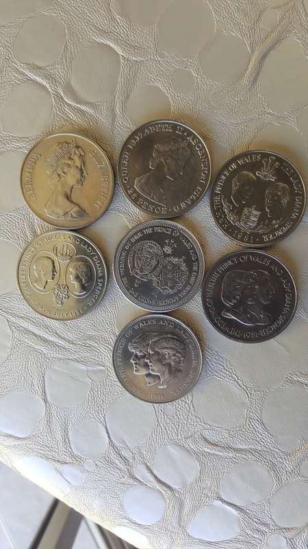 Queen Elizabeth and Prince Charles silver set