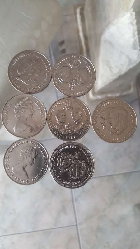 Queen Elizabeth and Prince Charles silver set