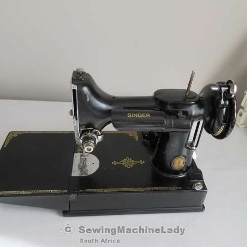 DISPLAY ITEM: SINGER 221K PORTABLE SEWING MACHINE
