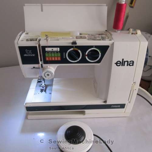 ELNA STELLA TX MADE IN SWITZERLAND PORTABLE SEWING MACHINE