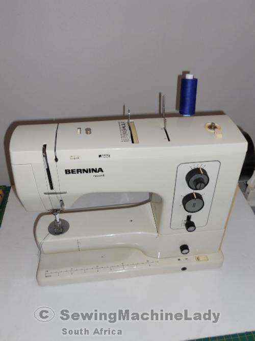 BERNINA RECORD 830 SEWING MACHINE (SWISS MADE)