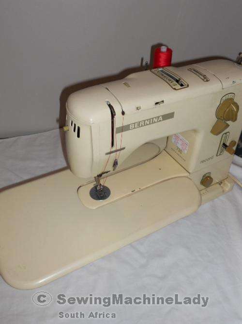 BERNINA 730 SEWING MACHINE (SWISS MADE)