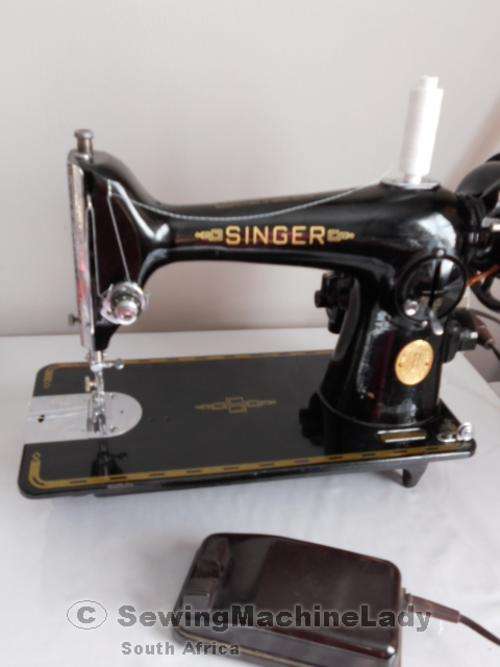 SINGER 201K SEWING MACHINE