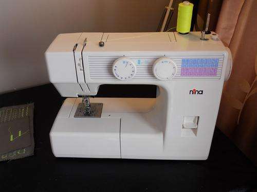 NINA SEWING MACHINE WITH AUTO BUTTONHOLE