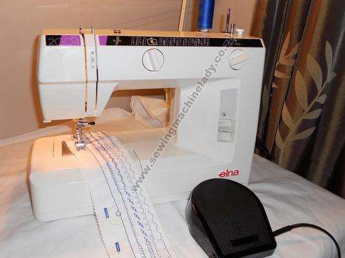 ELNA 2004SP AUTOMATIC BUTTONHOLE SEWING MACHINE
