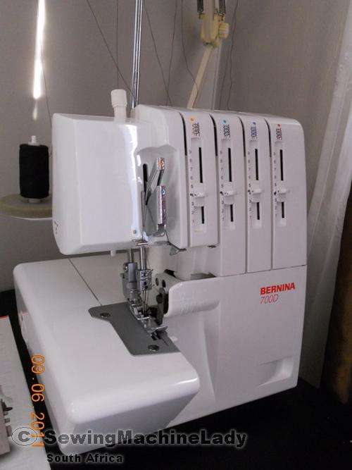BERNINA 700D OVERLOCKER