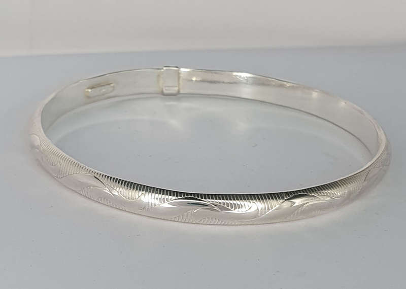 Christmas special! Bangle-