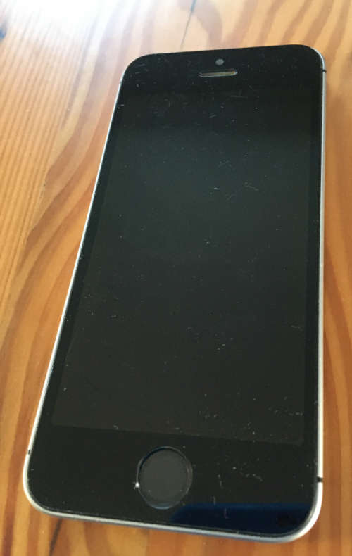 iPhone SE