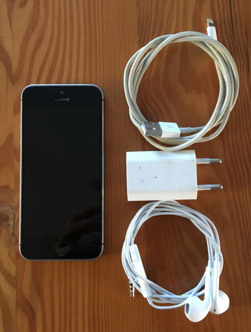 iPhone SE
