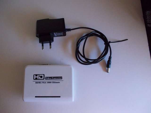 HDMI to VGA Video Converter