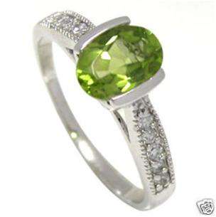 ***R3940.00** White Gold Peridot Ring