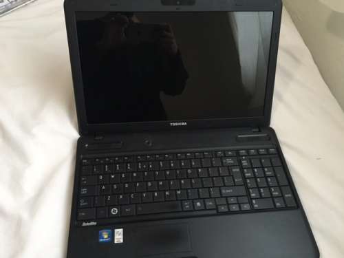 Toshiba I7 4GB RAM 250 HDD