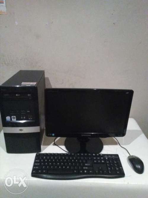 HP 2390 Microtower Gaming PC + LED Screen