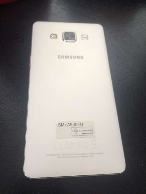 Like New Samsung Galexy A5  White