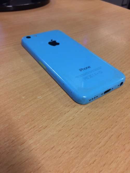 iPhone 5c 8GB iOS  10.3.3 LTE