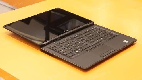 LIKE NEW Dell Latitude E7440 Intel Core i7-4600U 8GB RAM 256GB SSD Backlight Keys**Business Laptop**