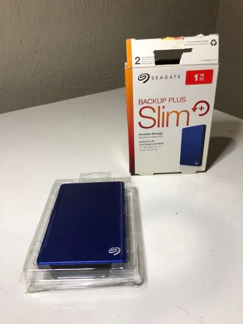 SEAGATE BACKUP PLUS SLIM 1TB PORTABLE STORAGE USB 3.0 - BLUE ***LIKE NEW**