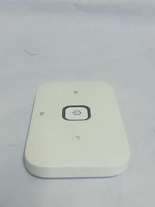 **Huawei R218h LTE 4G (CAT 4) Mobile WiFi Router**OPEN BOX**