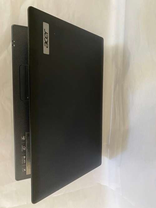 *LIKE NEW**ACER TRAVELMATE 5744 INTEL CORE - i3 | 8GB RAM | 500GB HDD | HD 15.6 LED LCD*