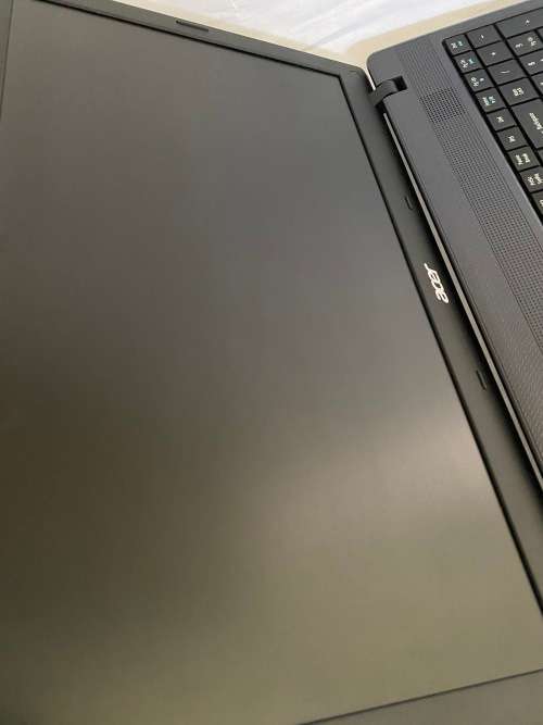 *LIKE NEW**ACER TRAVELMATE 5744 INTEL CORE - i3 | 8GB RAM | 500GB HDD | HD 15.6 LED LCD*