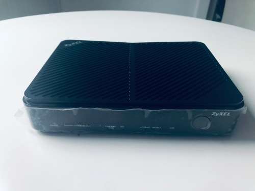 **LIKE NEW**ZyXel SBG3300 Wireless N VDSL2 Combo WAN Small Business Security Gateway**