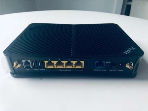 **LIKE NEW**ZyXel SBG3300 Wireless N VDSL2 Combo WAN Small Business Security Gateway**