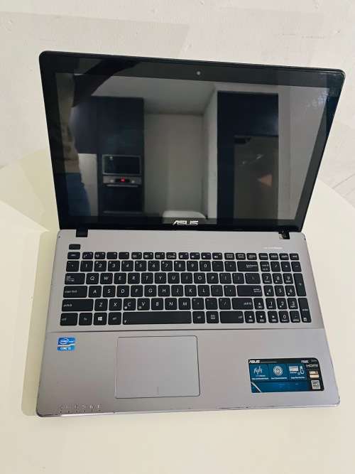 *TOUCH SCREEEN*ASUS Laptop Core i3 3rd Gen 3217U | Windows 10 | 6GB DDR3 | 500GB HDD | 15.6` HD