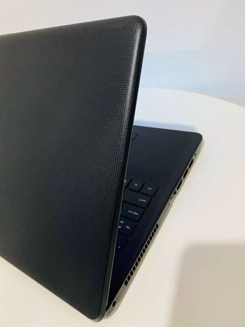 *Business* HP Notebook - 15 Series. 1TB. 4GB. i3 5th. 15.6` HD.*Excellent*